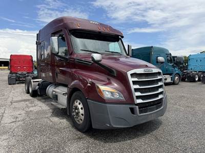 Freightliner Cascadia 126 Sleeper Semi Truck - 72" Mid Roof, Detroit 455HP, Automatic