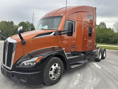 Kenworth T680 Sleeper Semi Truck - 76" Raised Roof, Paccar, 10 Speed Manual