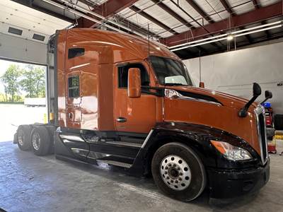 Kenworth T680 Sleeper Semi Truck - 76" Raised Roof, Paccar, Automatic
