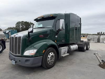 Peterbilt 579 Sleeper Semi Truck - 80" Mid Roof, Paccar 455HP, Automatic