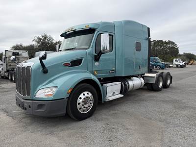 Peterbilt 579 Sleeper Semi Truck - 80" Mid Roof, Paccar 455HP, Automatic
