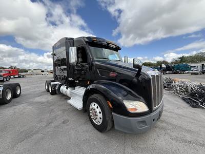 Peterbilt 579 Sleeper Semi Truck - 72" Mid Roof, Paccar 455HP, Automatic