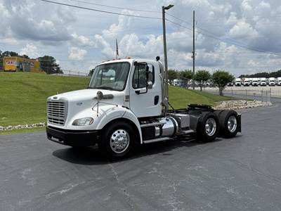 Freightliner M2 112 Day Cab Truck - Detroit 410HP, 10 Speed Manual