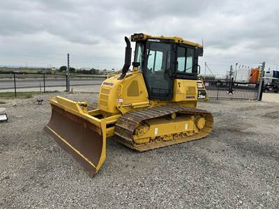 Komatsu D39PX-24 Dozer