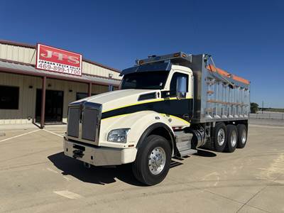 Kenworth T880 Tri Axle Dump Truck - Paccar 485HP, 6 Speed Allison Rds Automatic, 17' Dump