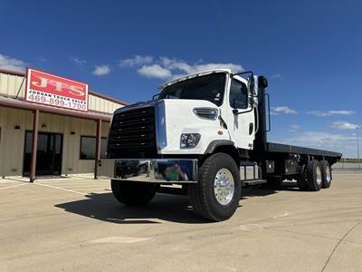 Freightliner 108SD Tandem Axle 25 ft Flatbed Truck - 350HP, 6 Speed Allison Rds Automatic