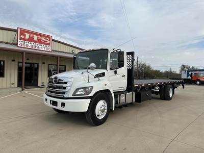 Hino 338 26 ft Flatbed Truck - 220HP, 6 Speed Automatic, Liftgate