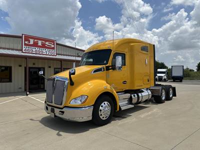 Kenworth T680 Sleeper Semi Truck - 72" Raised Roof Sleeper, Paccar 455HP, 12 Speed Endurant Amt