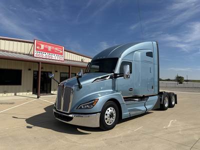 Kenworth T680 Sleeper Semi Truck - 76" Raised Roof Sleeper, Cummins 450HP, 10 Speed Manual