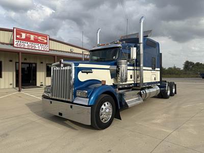 Kenworth W900L Sleeper Semi Truck - 86" Raised Roof Sleeper, Cummins 525HP, 18 Speed Manual