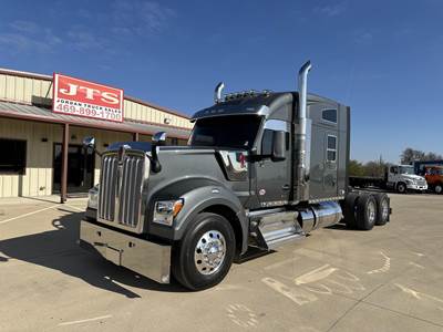 Kenworth W990 Sleeper Semi Truck - 76" Mid Roof Sleeper, Paccar 510HP, 18 Speed Manual