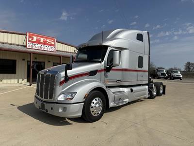 Peterbilt 579 Sleeper Semi Truck - 80" Raised Roof Sleeper, Cummins 500HP, 12 Speed Endurant Amt