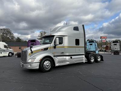 Peterbilt 579 Sleeper Semi Truck - 80" Raised Roof Sleeper, Cummins 500HP, 12 Speed Endurant Amt