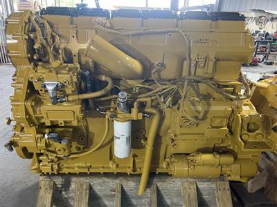 Caterpillar C15 Engine - 490 HP