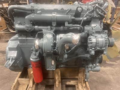 International DT466E Engine - 225 HP