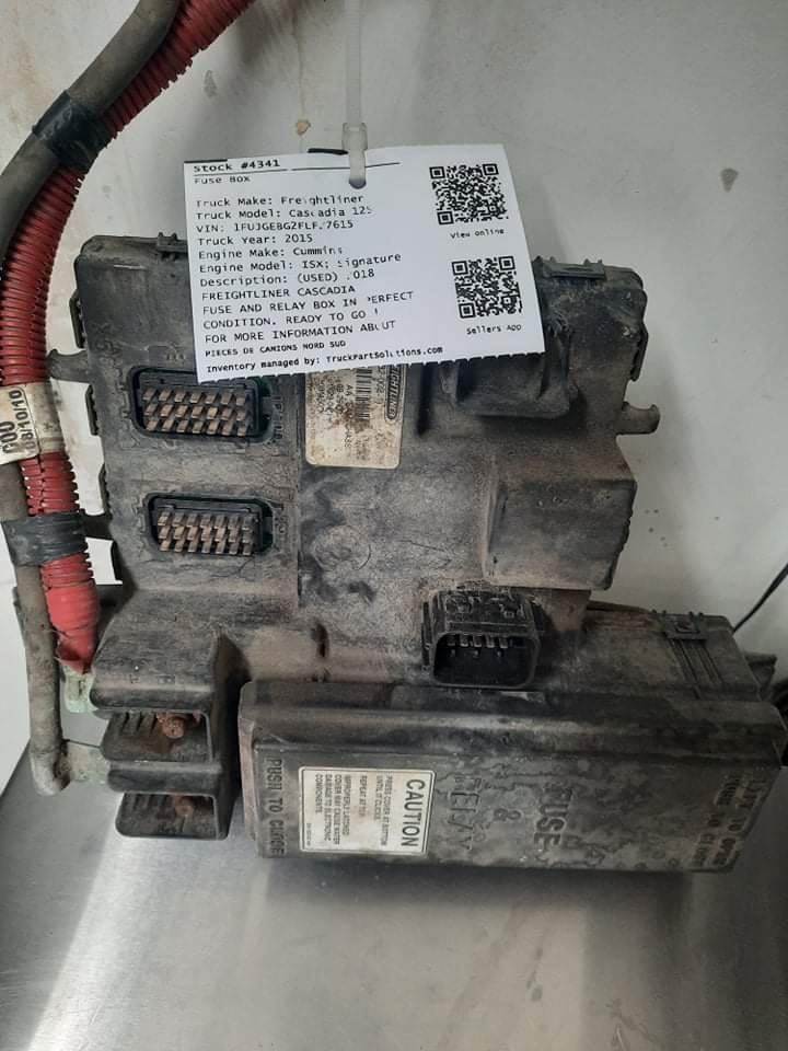 2015 Freightliner Cascadia 125 Fuse Box For Sale Montréal, QC, Canada