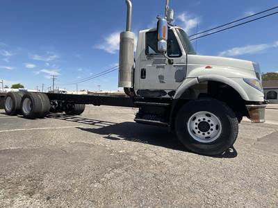International WorkStar 7600 Tandem Axle Cab & Chassis Truck - Caterpillar, 380HP, 10 Speed Manual
