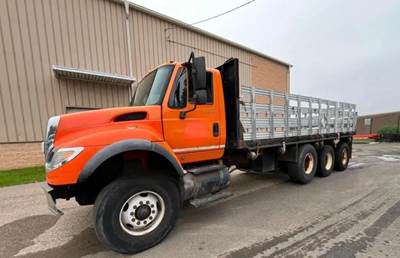 International WorkStar 7600 Tri Axle Cab & Chassis Truck - Cummins, 370HP, 6 Speed Allison Rds Automatic