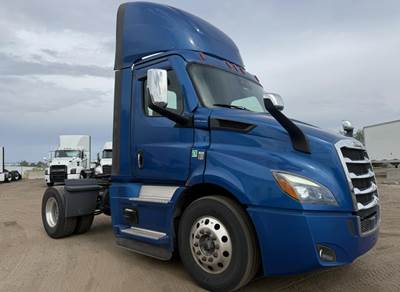 Freightliner Cascadia 116 Single Axle Day Cab Truck - Detroit 410HP, 12 Speed Dt12 Automatic
