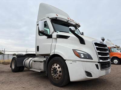 Freightliner Cascadia 116 Single Axle Day Cab Truck - Detroit 470HP, 12 Speed Dt12 Amt