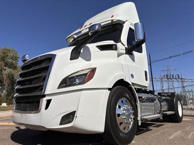 Freightliner Cascadia 126 Single Axle Day Cab Truck - Detroit 470HP, 12 Speed Dt12 Amt
