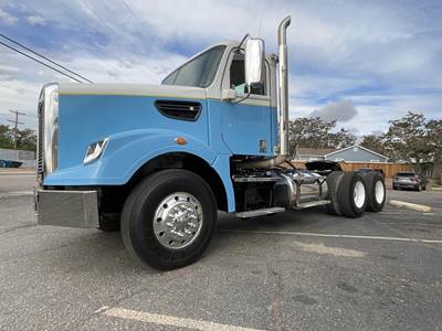 Freightliner Coronado 122 SD Day Cab Truck - Cummins 485HP, Amt