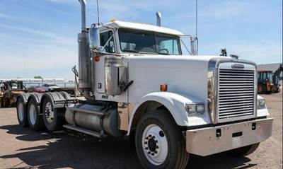 Freightliner FLD132 Classic XL Tri Axle Day Cab Truck - Detroit, 18 Speed Manual