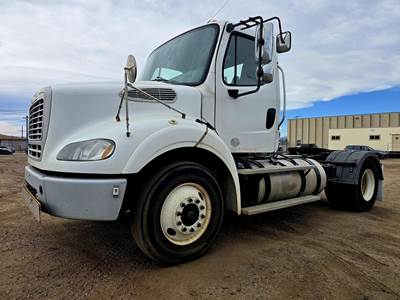Freightliner M2 112 Single Axle Day Cab Truck - Detroit 410HP, 10 Speed Manual