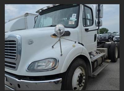 Freightliner M2 112 Day Cab Truck - Detroit 450HP, 6 Speed Allison Rds Automatic