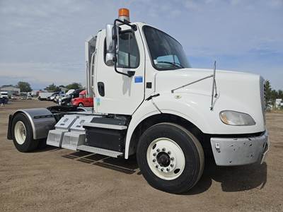Freightliner M2 112 Single Axle Day Cab Truck - Detroit 450HP, 6 Speed Allison Rds Automatic