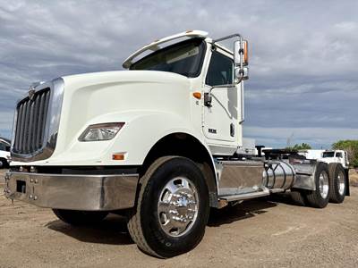 International HX Day Cab Truck - Cummins 450HP, 10 Speed Manual