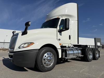 International LT Day Cab Truck - Cummins 400HP, 12 Speed Autoshift Automatic