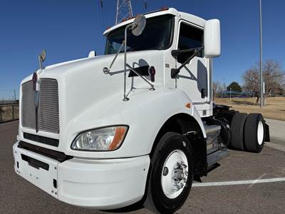 Kenworth T400 Single Axle Day Cab Truck - Paccar 260HP, 10 Speed Ultrashift Plus Automatic