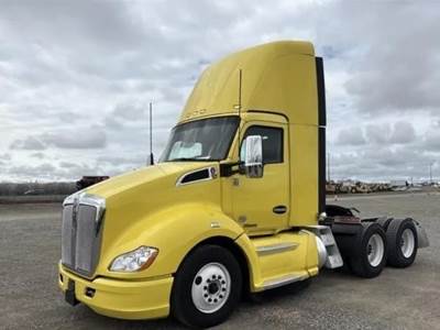 Kenworth T680 Day Cab Truck - Paccar 455HP, 12 Speed Amt