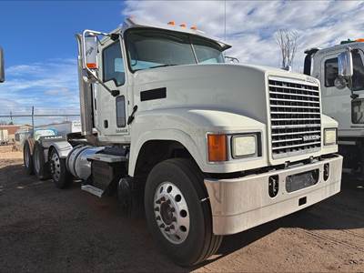 Mack Pinnacle CHU613 Tri Axle Day Cab Truck - MP8 500HP, 13 Speed Manual