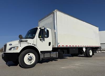 Freightliner M2 106 26 ft Box Truck - 240HP, 6 Speed Allison Hs Automatic, Roll up Door, Liftgate