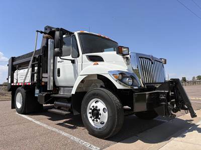 International DuraStar 4400 Single Axle Dump Truck - DT466 270HP, 6 Speed Allison Rds Automatic