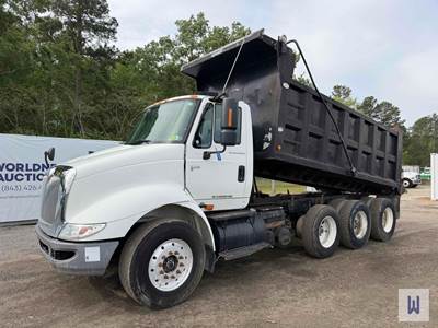 International TranStar 8600 Dump Truck