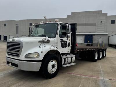 Freightliner M2 112 Tri Axle Flatbed Truck - 450HP, 10 Speed Manual