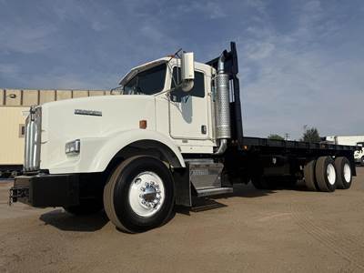 Kenworth T800 Tandem Axle Flatbed Truck - 10 Speed Manual