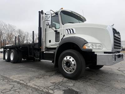 Mack Granite GU533 Tandem Axle Flatbed Truck - 345HP, 6 Speed Allison Rds Automatic