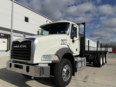 Mack Granite GU533 Tandem Axle Flatbed Truck - 345HP, 6 Speed Allison Rds Automatic