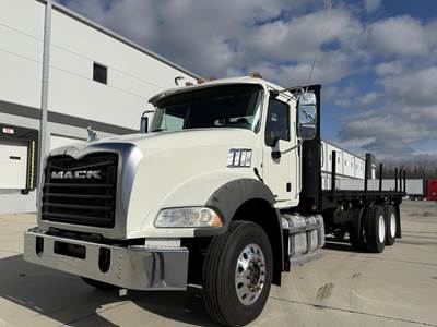 Mack Granite GU533 Tandem Axle Flatbed Truck - 345HP, 6 Speed Allison Rds Automatic