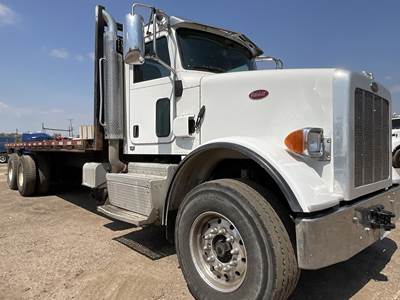 Peterbilt 365 24 ft Flatbed Truck - 425HP, 10 Speed Manual