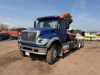International WorkStar 7600 Tandem Axle Forestry Bucket Truck - Caterpillar, 13 Speed Manual