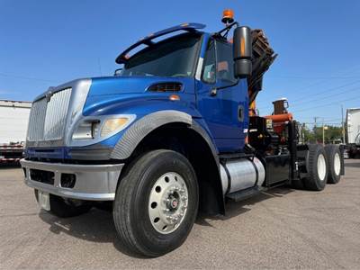 International WorkStar 7600 Tandem Axle Forestry Bucket Truck - Caterpillar, 13 Speed Manual