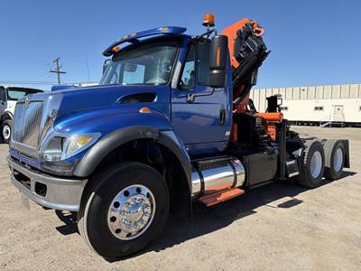 International WorkStar 7600 Tandem Axle Forestry Bucket Truck - Caterpillar, 13 Speed Manual