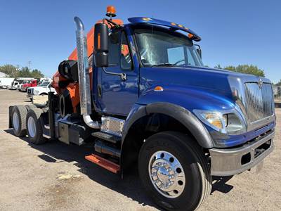 International WorkStar 7600 Tandem Axle Forestry Bucket Truck - Caterpillar, 13 Speed Manual