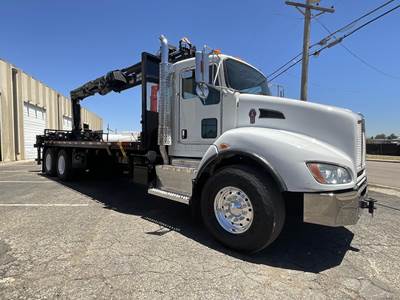 Kenworth T400 Tandem Axle Hooklift Truck - Paccar, 370HP, 6 Speed Allison Rds Automatic