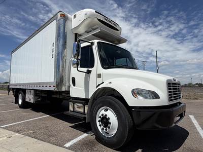 Freightliner M2 106 24 ft Refrigerated Truck - 260HP, 6 Speed Automatic, Thermo King, Liftgate